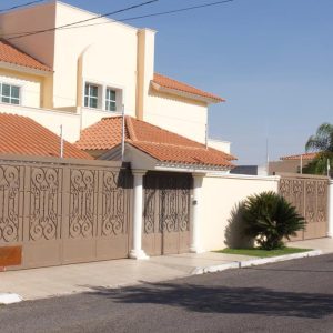 Paseo de la Aurora, Villas de Irapuato.